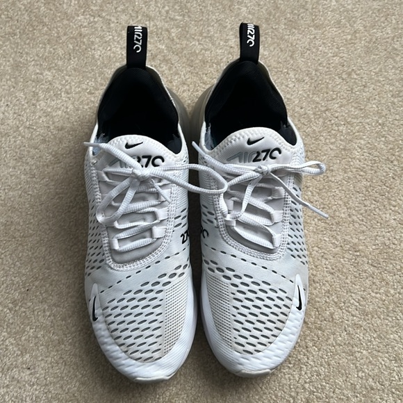 Nike Men’s Air Max 270 Shoes - Picture 5 of 7